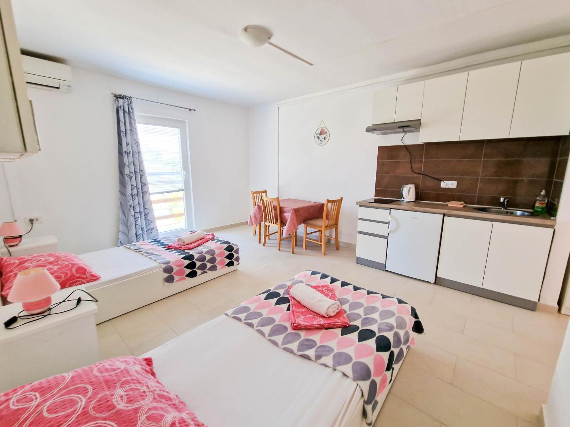 Flip - Flop Apartment Novalja Exterior photo