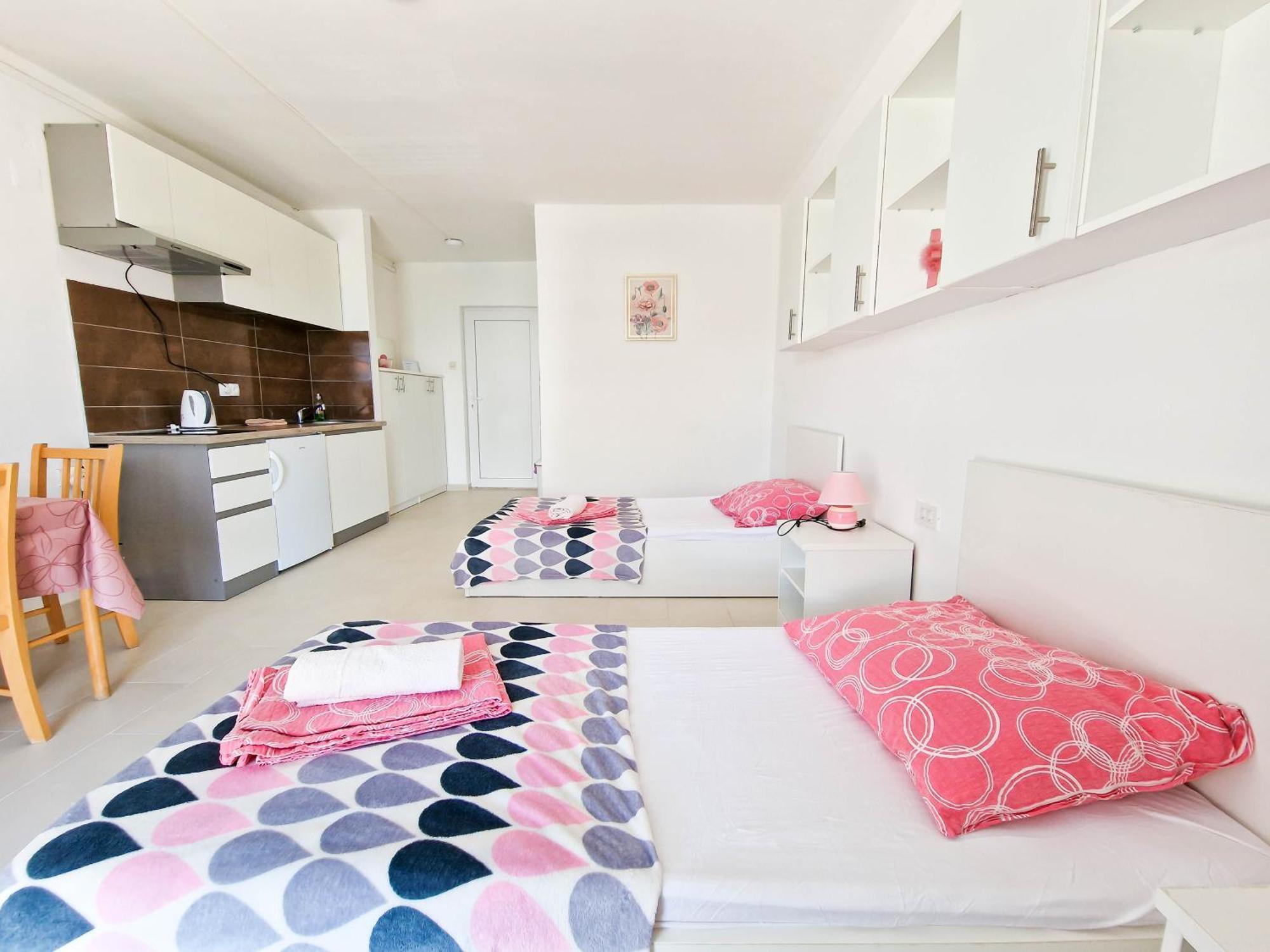 Flip - Flop Apartment Novalja Exterior photo