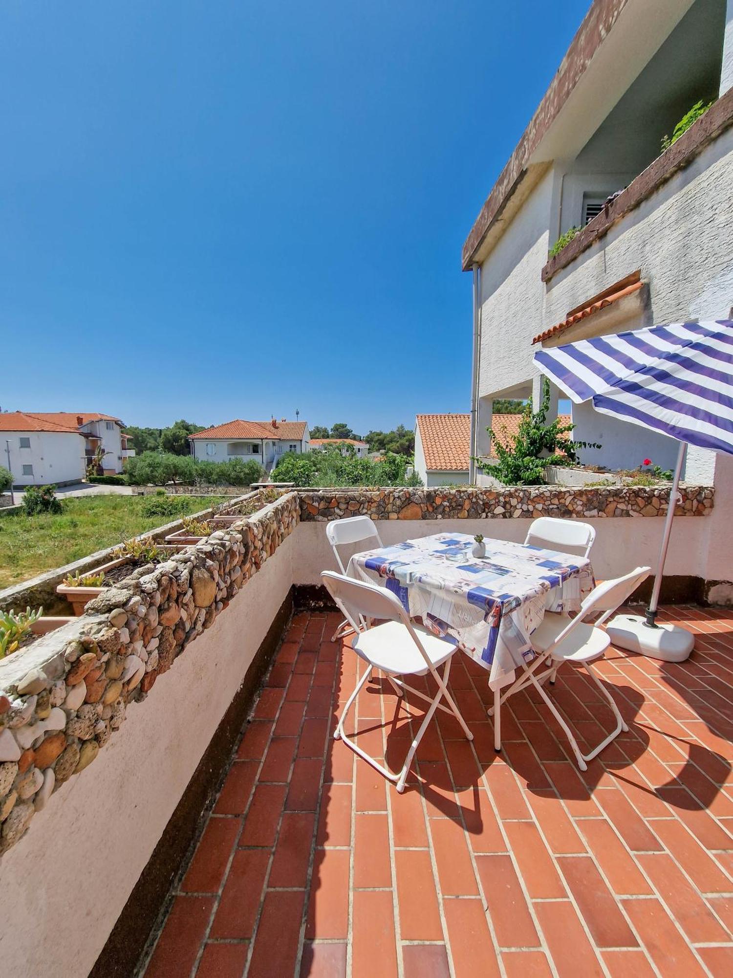 Flip - Flop Apartment Novalja Exterior photo