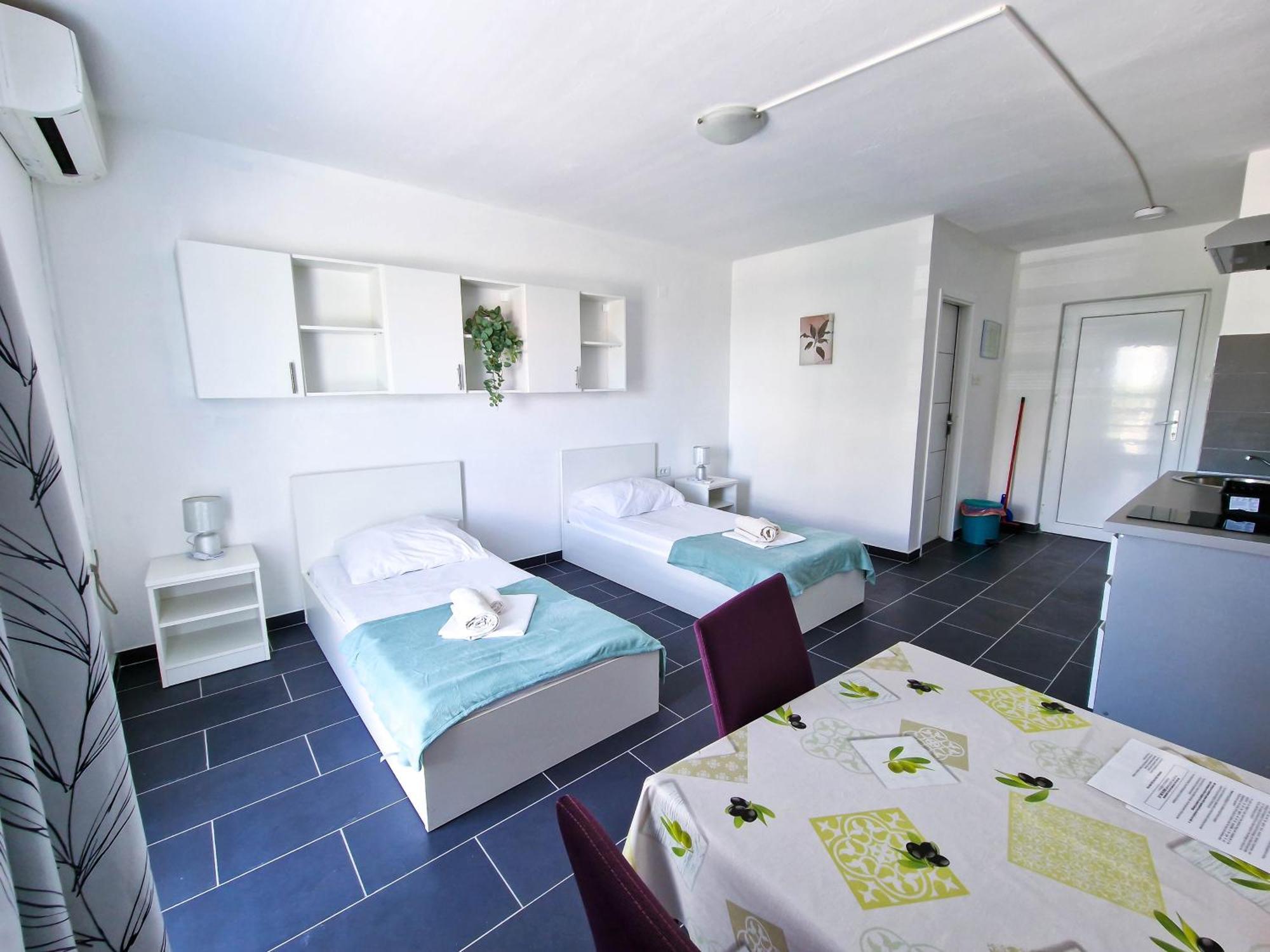 Flip - Flop Apartment Novalja Exterior photo